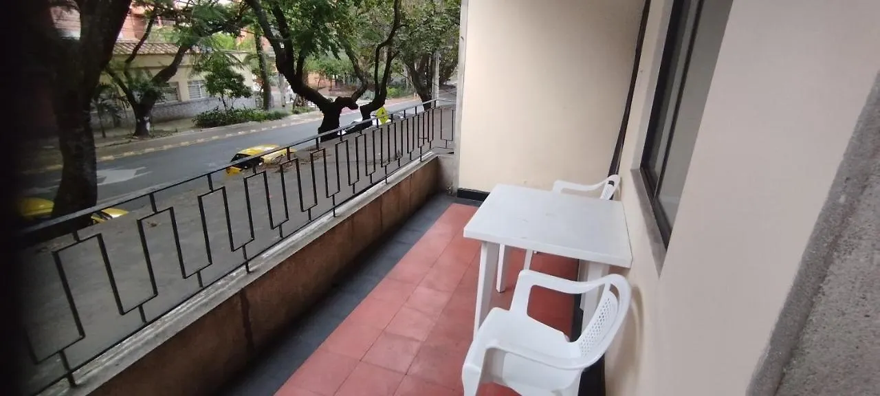 La Casa De La Floresta Dormitorios Medellin