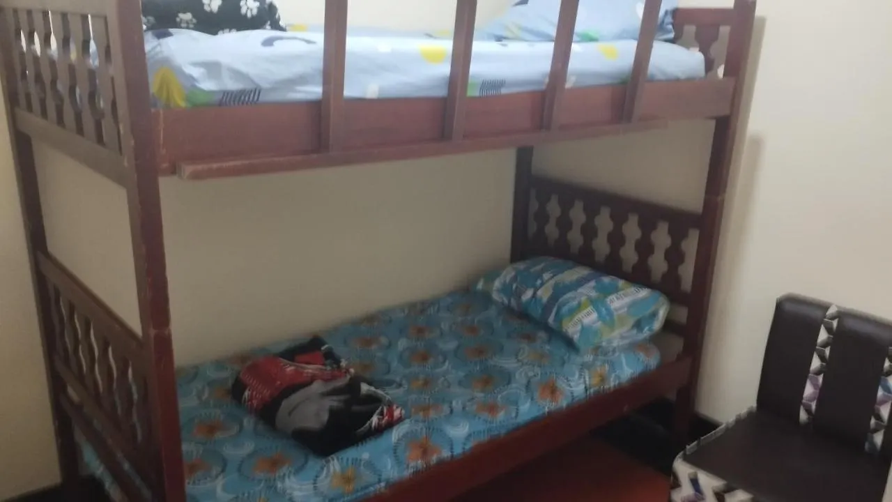 La Casa De La Floresta Dormitorios Medellin Homestay